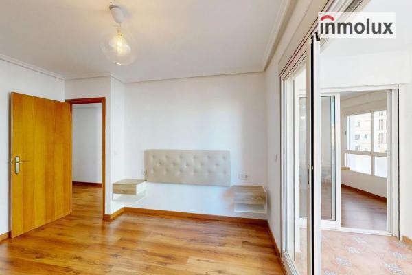 Piso en calle Pedro Ferrándiz