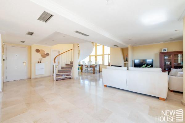 Dúplex en avenida de Cataluña