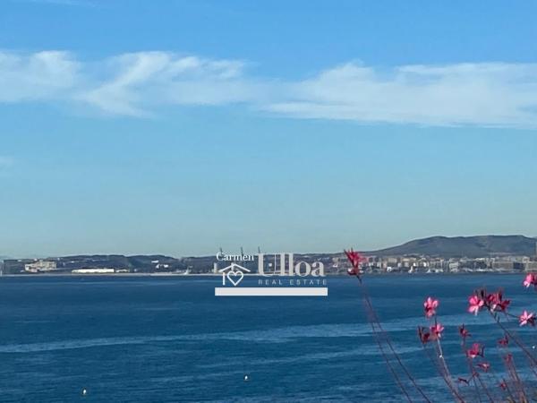 Chalet adosado en calle Océano