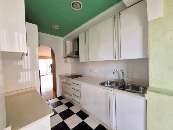 Piso en avenida de Villajoyosa