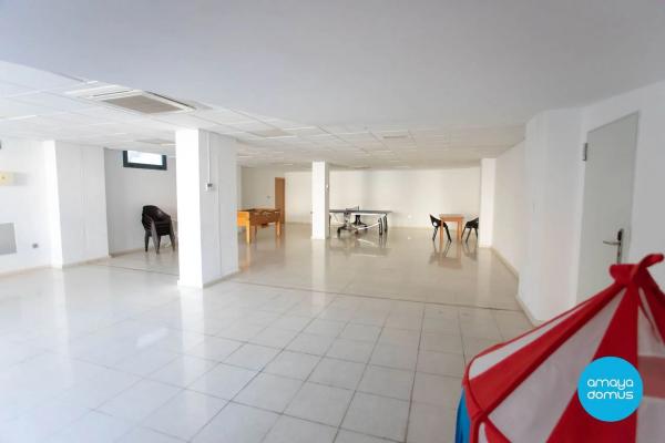 Piso en avenida de les Nacions