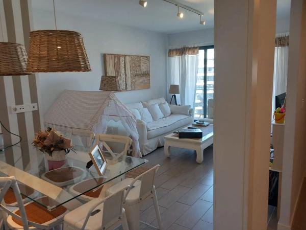 Piso en avenida de les Nacions