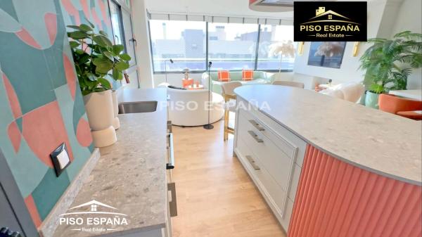 Ático en calle del Torero Luis Francisco Esplá