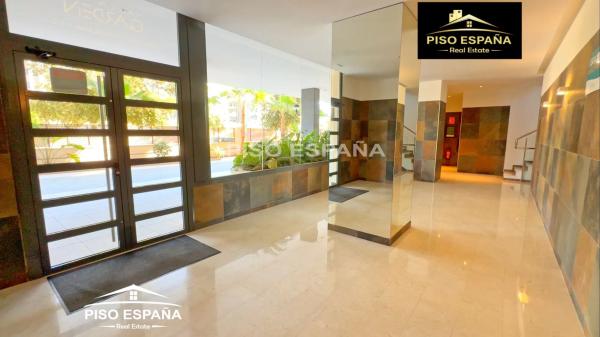 Ático en calle del Torero Luis Francisco Esplá