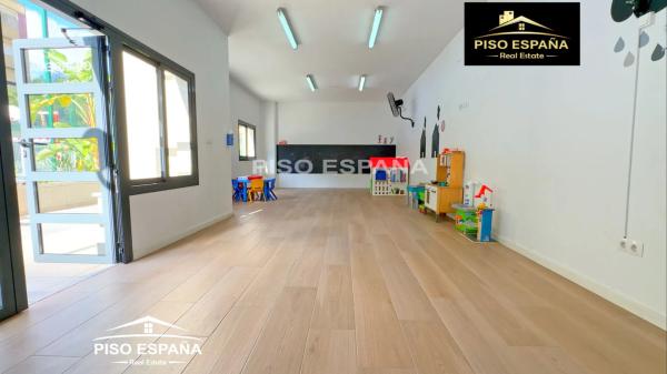 Ático en calle del Torero Luis Francisco Esplá