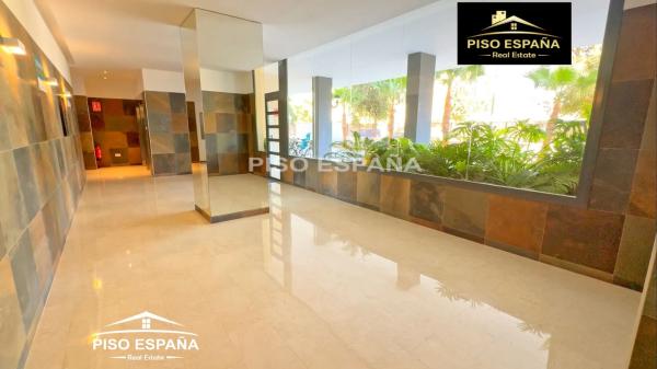 Ático en calle del Torero Luis Francisco Esplá