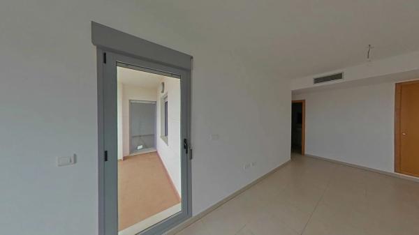 Piso en avenida de les Nacions, 40