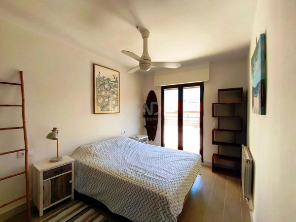 Chalet adosado en calle de la Dorada, 3