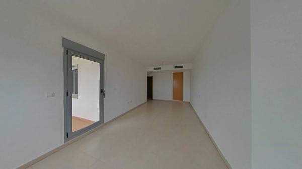 Piso en avenida de les Nacions, 40