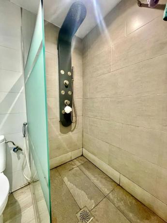 Chalet adosado en calle Arpón, 7