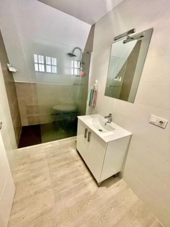 Chalet adosado en calle Arpón, 7