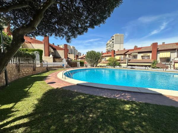 Chalet adosado en calle del Curricán, 13