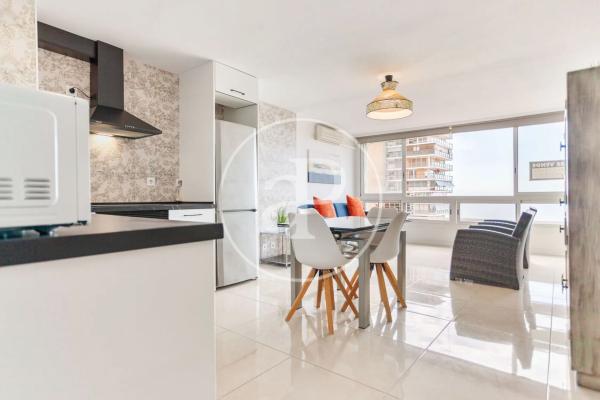 Piso en avenida de Villajoyosa