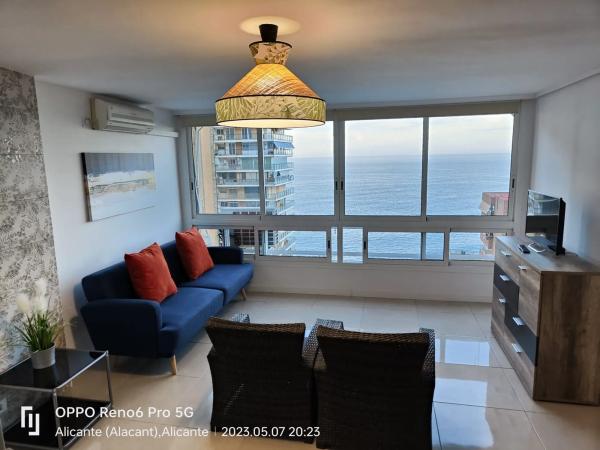 Piso en Av. Villajoyosa, 97