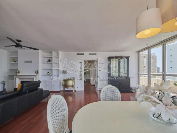 Dúplex en calle Arpón