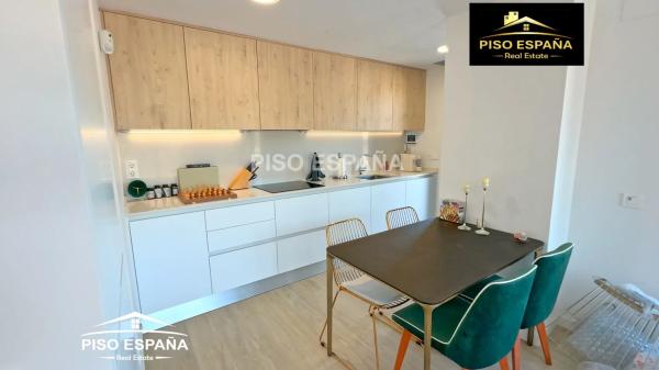 Piso en calle José Pujalte