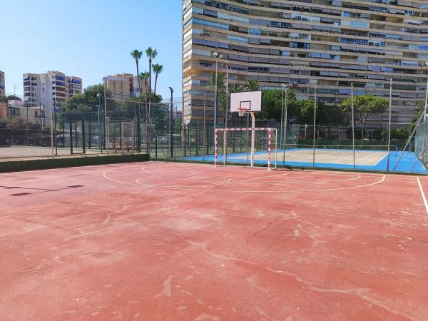 Piso en calle Peñón de Ifach, 10