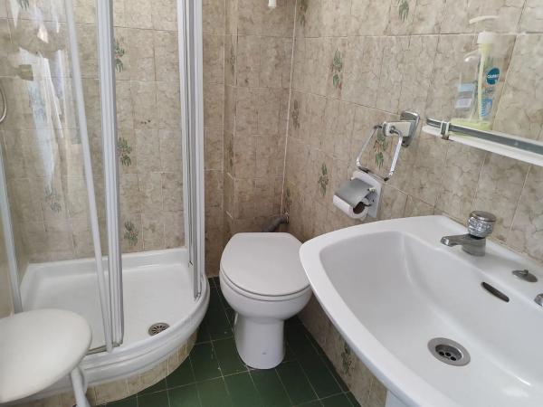 Piso en calle Peñón de Ifach, 10