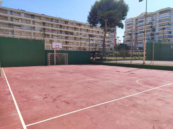 Piso en calle Peñón de Ifach, 10