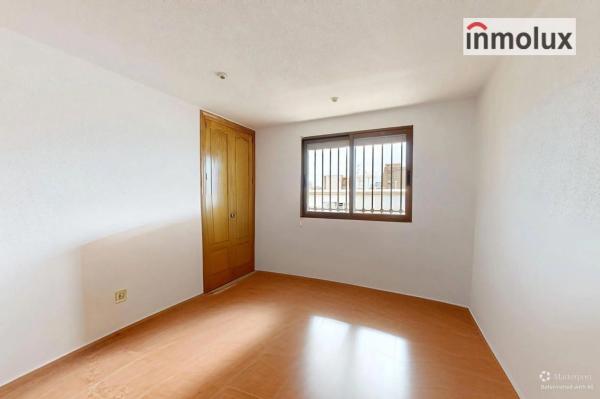 Piso en avenida de la Condomina