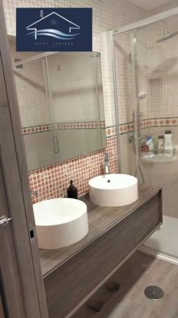 Chalet adosado en calle Juana Francés