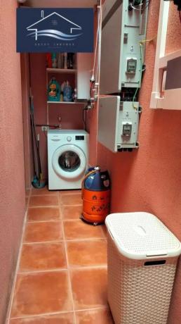 Chalet adosado en calle Juana Francés