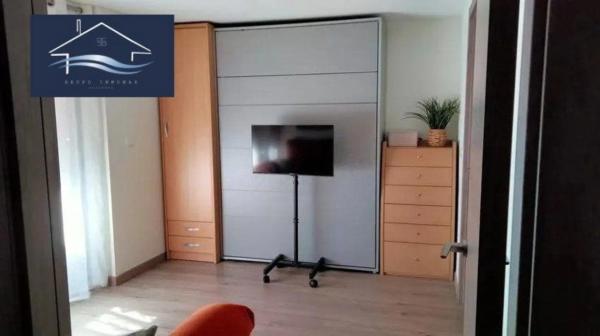 Chalet adosado en calle Juana Francés