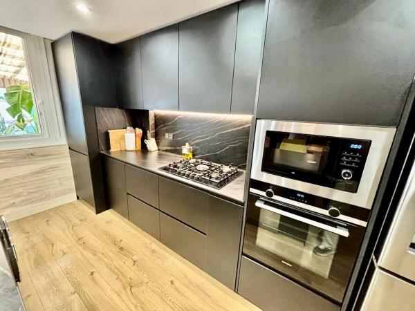 Chalet adosado en calle del Olimpo