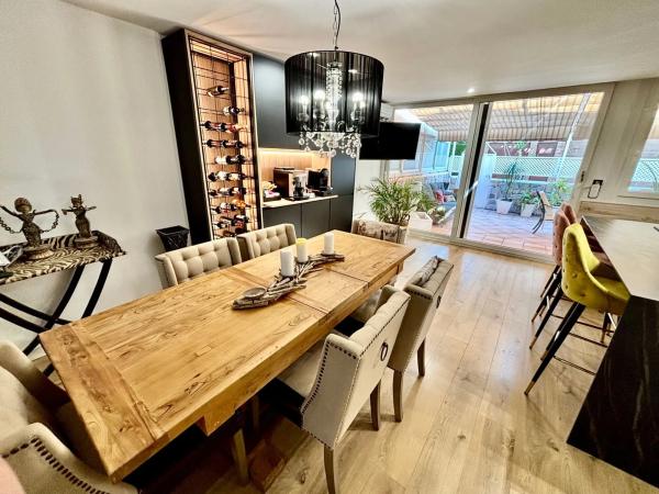 Chalet adosado en calle del Olimpo