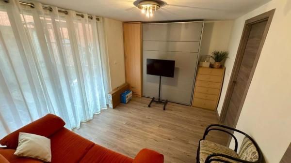 Chalet adosado en calle Conrado Albadalejo