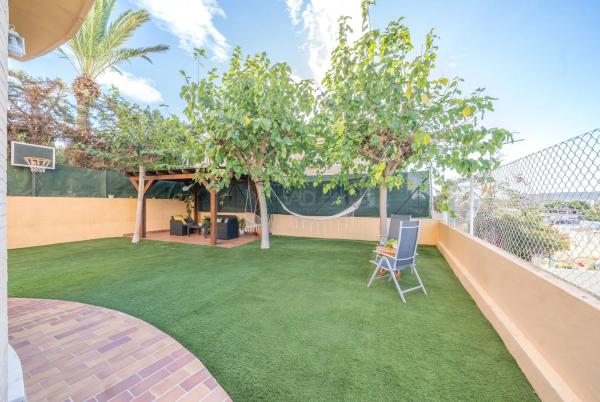 Chalet en Barrio Cabo de las Huertas