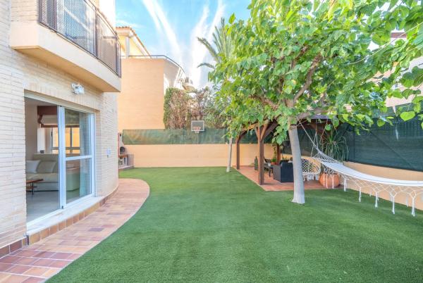 Chalet en Barrio Cabo de las Huertas