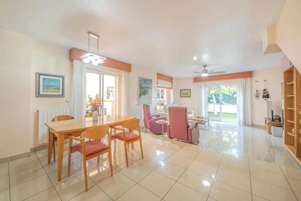 Chalet en Barrio Cabo de las Huertas