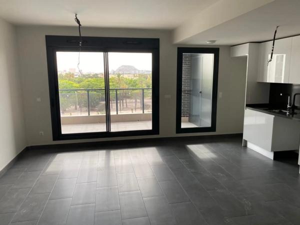 Piso en Periodista Tirso Marín