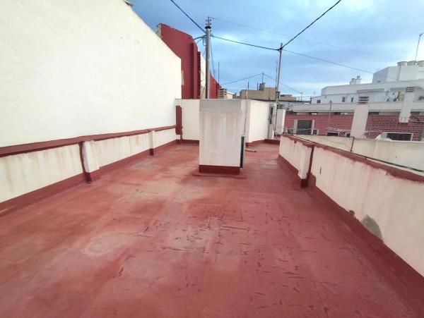 Piso en calle General Elizaicin