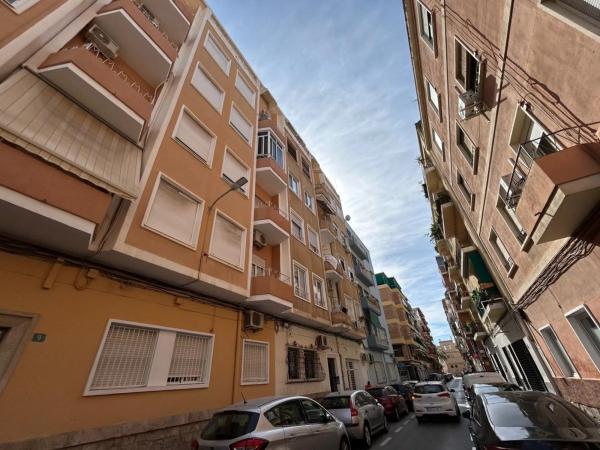 Piso en calle Antonio Maura