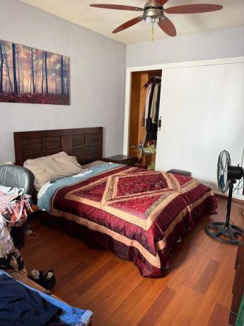 Ático en plaza Santa Teresa, 6