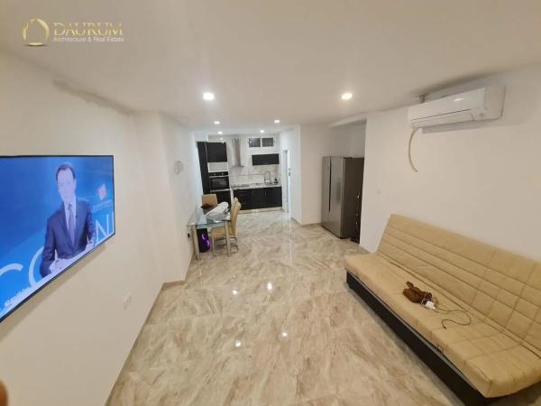 Estudio en calle del Arquitecto Jover