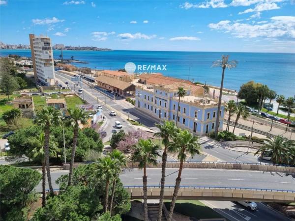 Piso en avenida de Dénia
