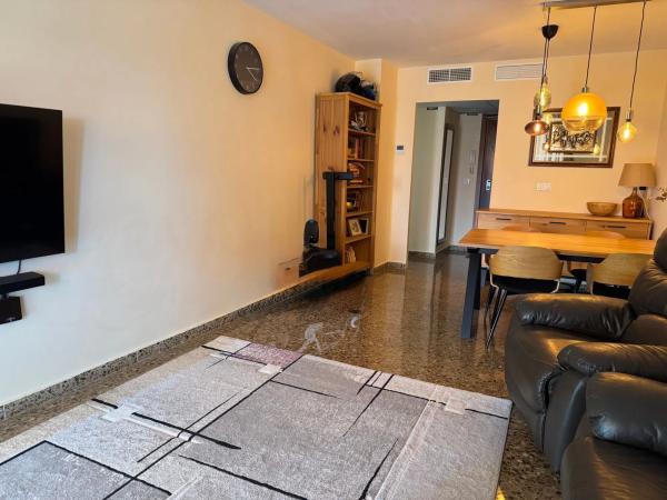 Piso en avenida de Dénia, 51