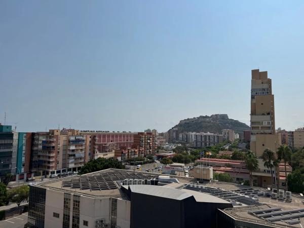 Piso en avenida de Dénia, 51