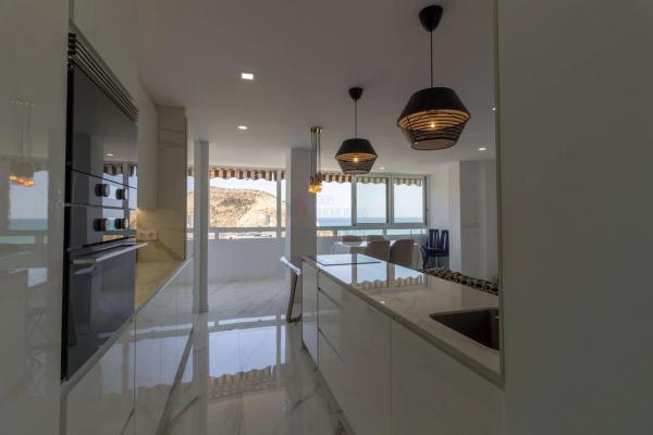 Piso en calle Turina, 6