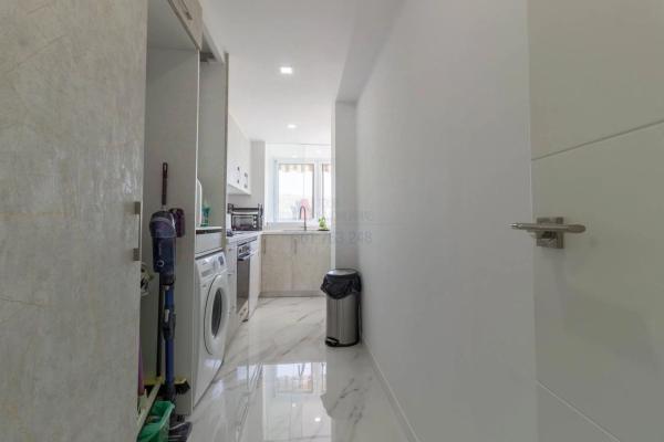 Piso en calle Turina, 6