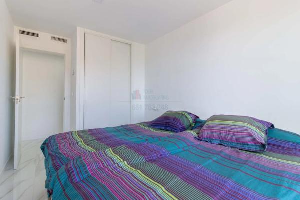 Piso en calle Turina, 6