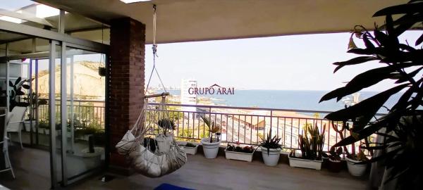 Ático en avenida de Dénia, 15