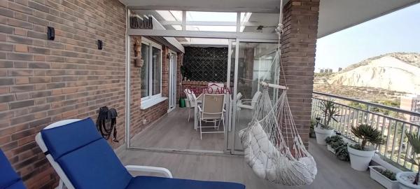 Ático en avenida de Dénia, 15