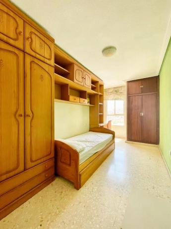 Piso en avenida de Dénia, 45