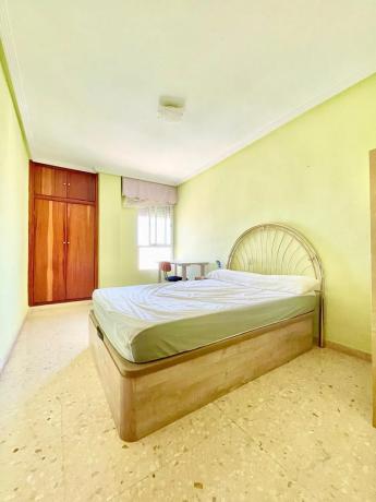 Piso en avenida de Dénia, 45