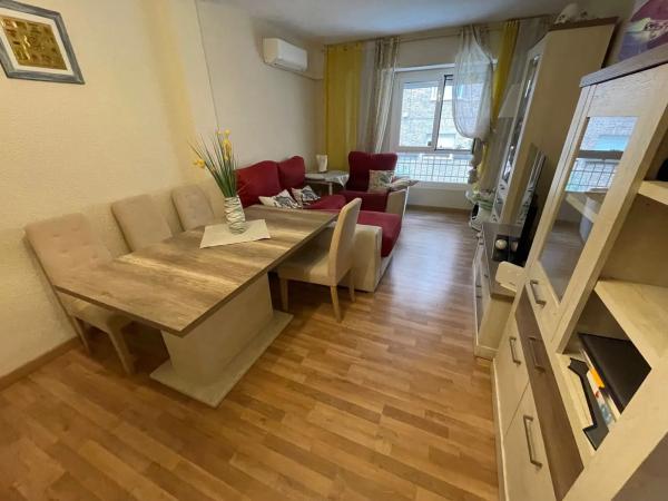 Piso en calle de la Virgen del Socorro