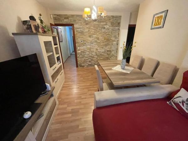 Piso en calle de la Virgen del Socorro